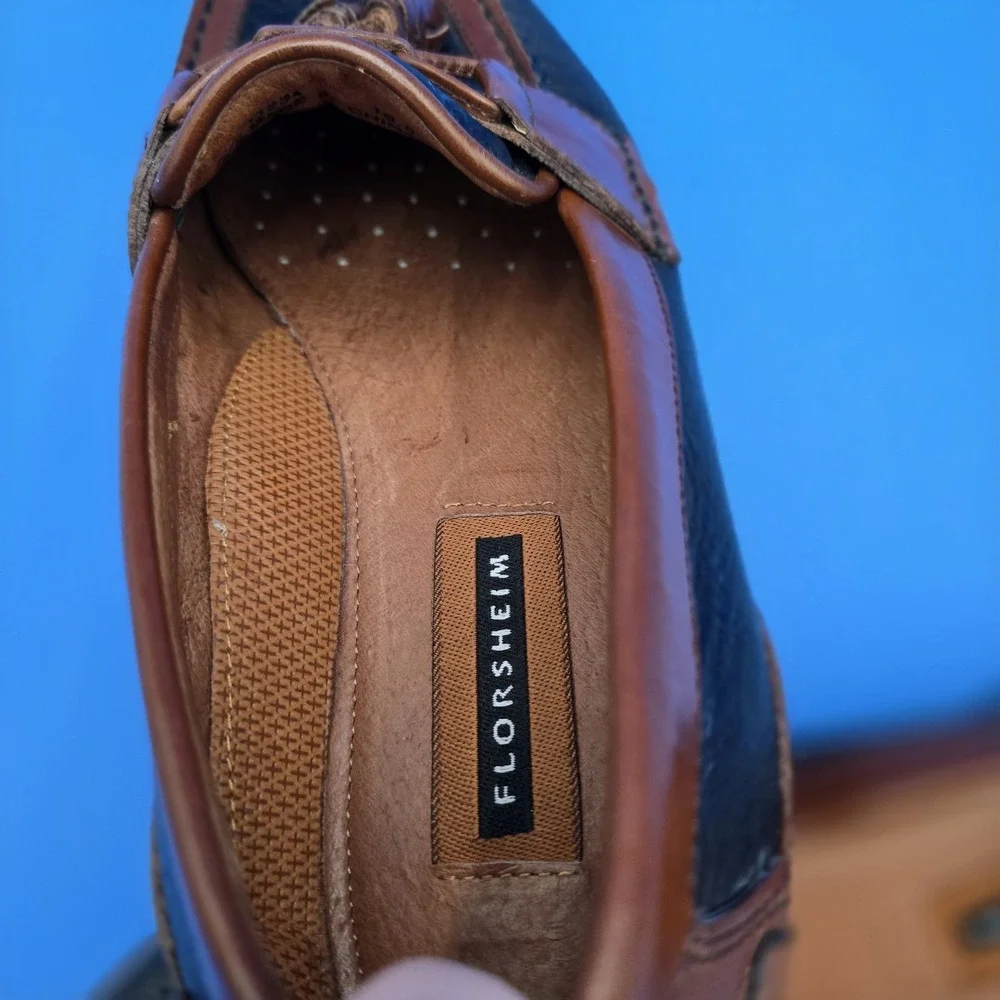 Florsheim Men Loafers Tassel Sz 10.D Leather Black Pebble-Grain Brown Trim Shoes